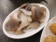 平菇-湘肠香火锅店(团结湖店)