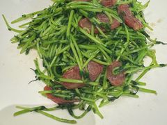 鸡油腊味炒豆苗-潮界(凯德晶萃店)
