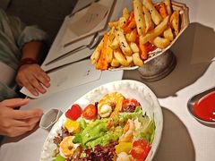 -春树下·树屋花房西餐厅(罍街AS1980店)