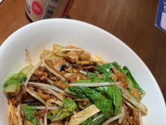 生爆牛肉面-寻裕记·现炒浇头面(人民广场店)