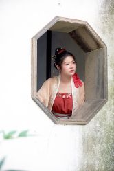 -一揽芳华汉服旗袍体验馆(拙政园店)