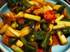 -喝丢一只鞋辣炒海鲜小烧烤(三八广场店)