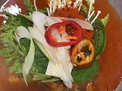-喇喇排骨火锅·传统韩式脊骨汤(望京西园总店)