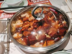 -黄记煌三汁焖锅(新佳丽江汉路店)