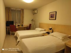 -锦江之星(广州海珠江泰路地铁站店)