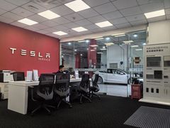 -TESLA 特斯拉(深圳坂田特斯拉中心)