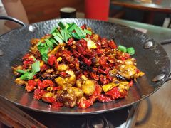 椒香牛蛙锅-味上湘菜馆(岳麓山店)