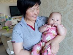 -爱的果实月嫂育婴师(世纪东方店)