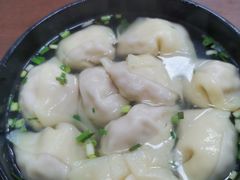 三鲜大馄饨-万寿斋(山阴路店)