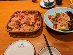 -老滇山寨•云南特色菜•地方菜•民族风情歌舞表演(金碧店)