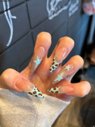 -悦指间美甲美睫
