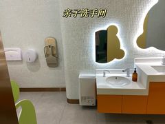 -上海第一八佰伴
