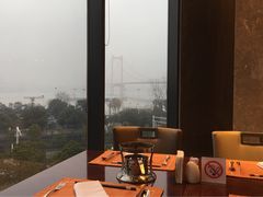 靠窗位-武汉世茂希尔顿酒店·汇·全日餐厅