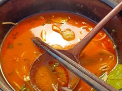 -银米·云南传统过桥米线(双廊黑金冠店)