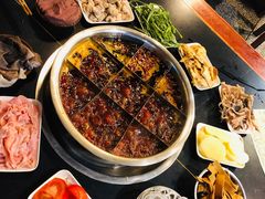 -邓莽子老火锅(中兴路总店)