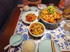 -川流不息·地道川菜·小龙虾(新松江路店)