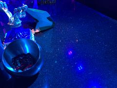 -温莎KTV(珠江路店)
