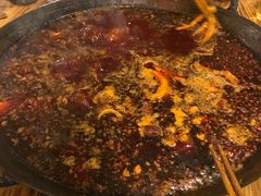 -岗上渣渣老火锅(两路口店)