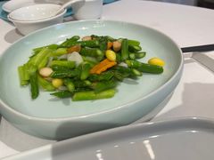 夏果芦笋炒百合-月福京味斋·烤鸭店·北京菜(鼓楼总店)