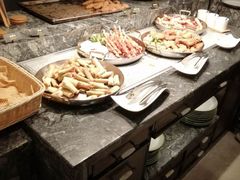 自助取餐区-金海湾自助餐厅(金陵饭店)