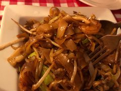 干炒牛河-旺角茶餐厅