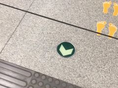 -新百广场(地铁站)