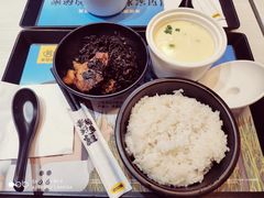 -老娘舅餐厅(黄龙体育中心店)