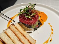 牛肉塔塔配牛油果黑橄榄酱-Solo(衡山路店)