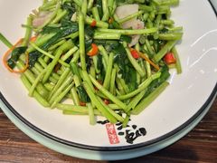 -民间瓦缸煨汤館(嵩山路店)