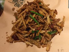 -鑫小城故事·藕汤·家常菜(台北一路总店)