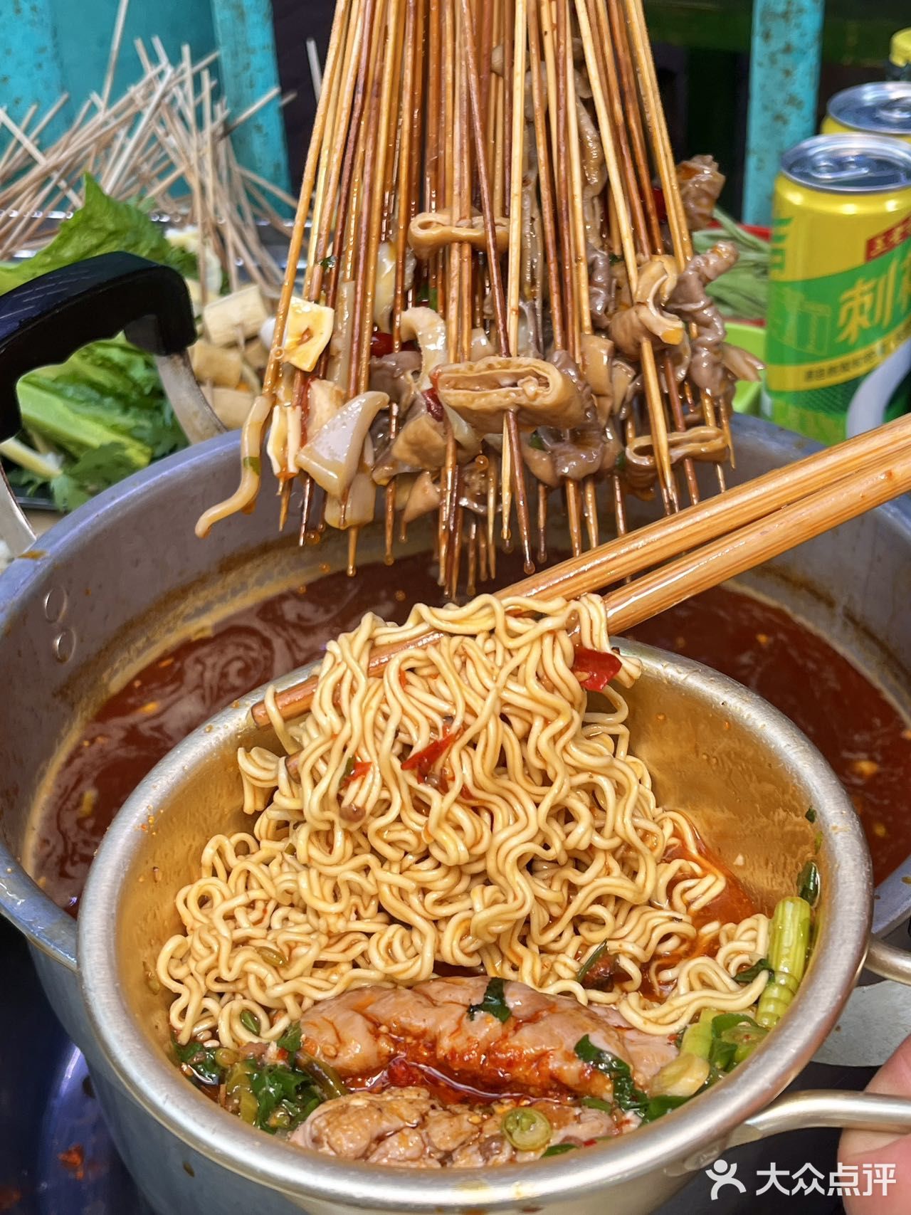 成都坠好吃的社区市井串串！！好吃还便宜