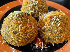 墨鱼芝士饭团-KCOOKING概念韩餐(世茂52+店)