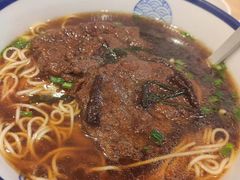 -禧凰·老上海白斩鸡辣肉面店