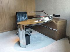 -上海滴水湖皇冠假日酒店