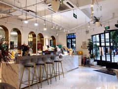 -Fridi Patisserie Cafe