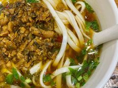 原汤外婆菜米粉-湘人龙记老长沙米粉(鸟巢店)