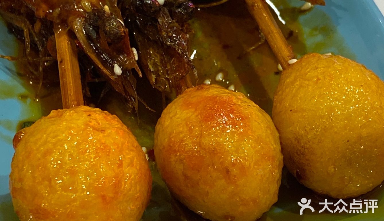 本来想点份「鲜椒麻麻鸡」