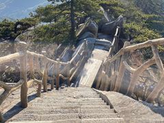 -罗田薄刀峰风景区