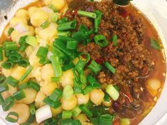 -渝之汇牛肉豌杂面