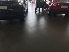 -TESLA 特斯拉(北京南四环中路特斯拉中心)