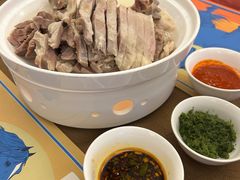 泉水煮手把肉-内蒙古驻京办餐厅