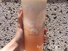 芝芝桃桃-喜茶(上海正大广场店)