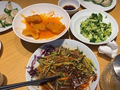 -关东小磨东北菜(上海长风大悦城店)