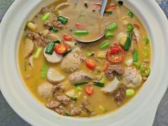 -头上红煨盐鸡乡村食府