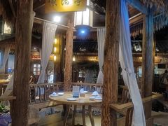 -花溪雨·森林餐厅(石基店)