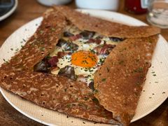 鸡蛋蘑菇熏肉荞麦可丽饼-RAC BAR(安福路店)