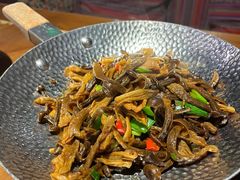 -雀舞云南菜(天津天河城购物中心店)