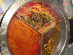 -廖掌柜·重庆鲜货火锅(上海首店)