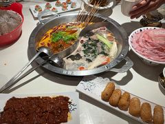 -大龙燚火锅(天安云谷店)