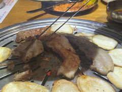 -老炉家木炭烤肉(长江国际店)